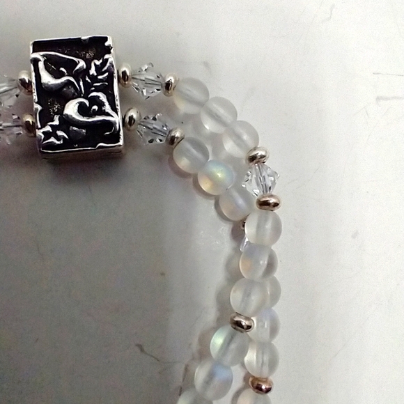 Handmade Calla Lily bracelet - Picture 7 of 8